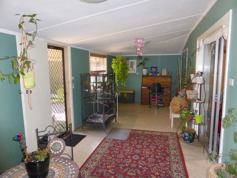 13 Carrington Street, Parkes NSW 2870