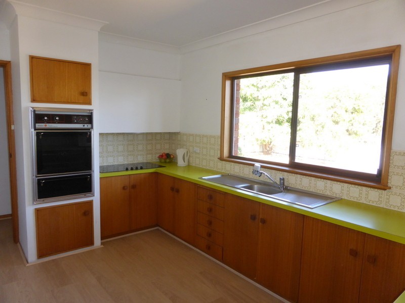 51 Brolgan Road, Parkes NSW 2870