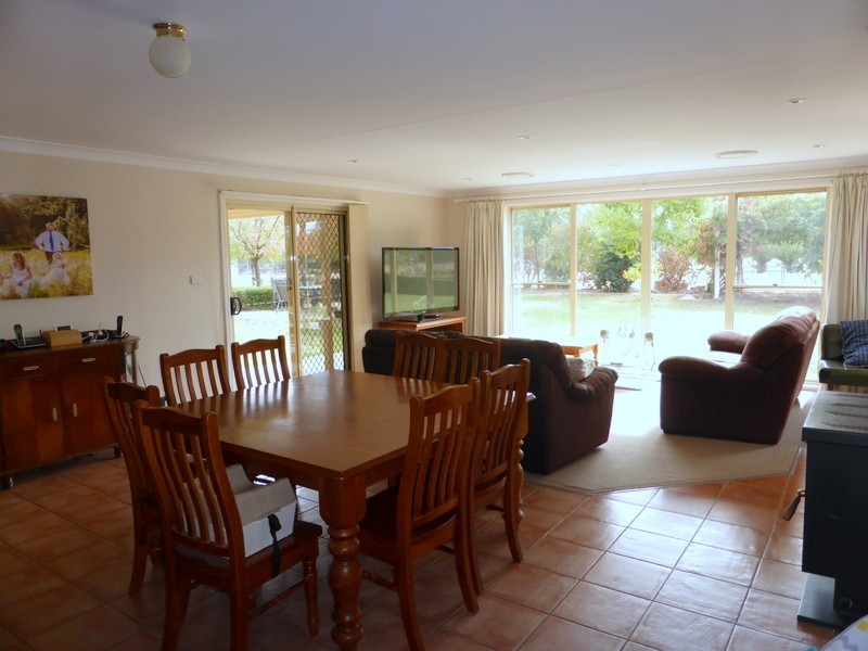17 Wangara Lane, Parkes NSW 2870