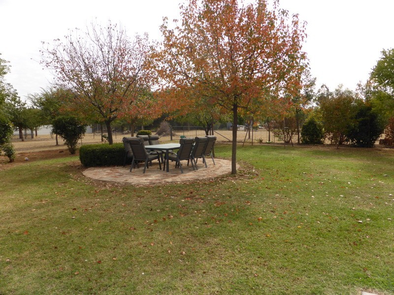 17 Wangara Lane, Parkes NSW 2870