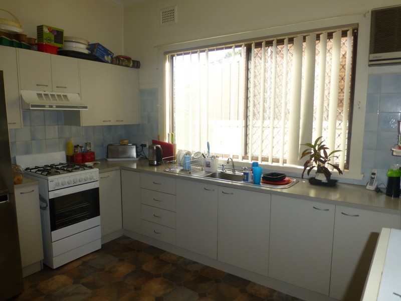 84 High Street, Parkes NSW 2870