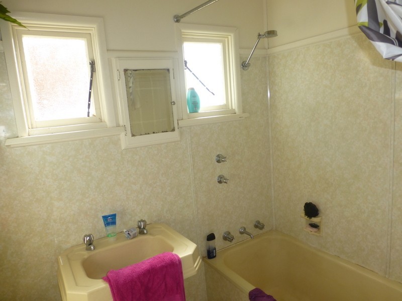 84 High Street, Parkes NSW 2870