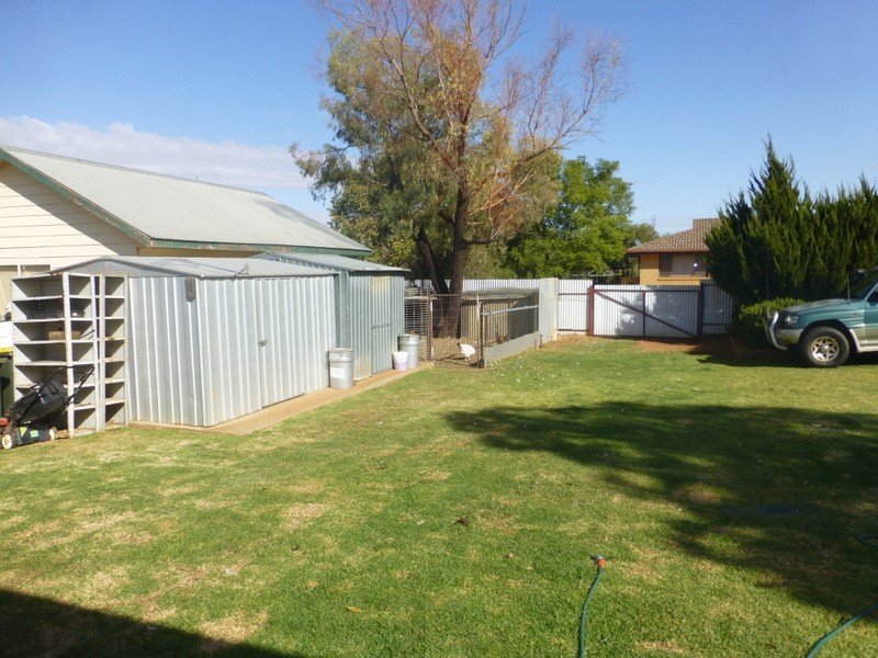 84 High Street, Parkes NSW 2870