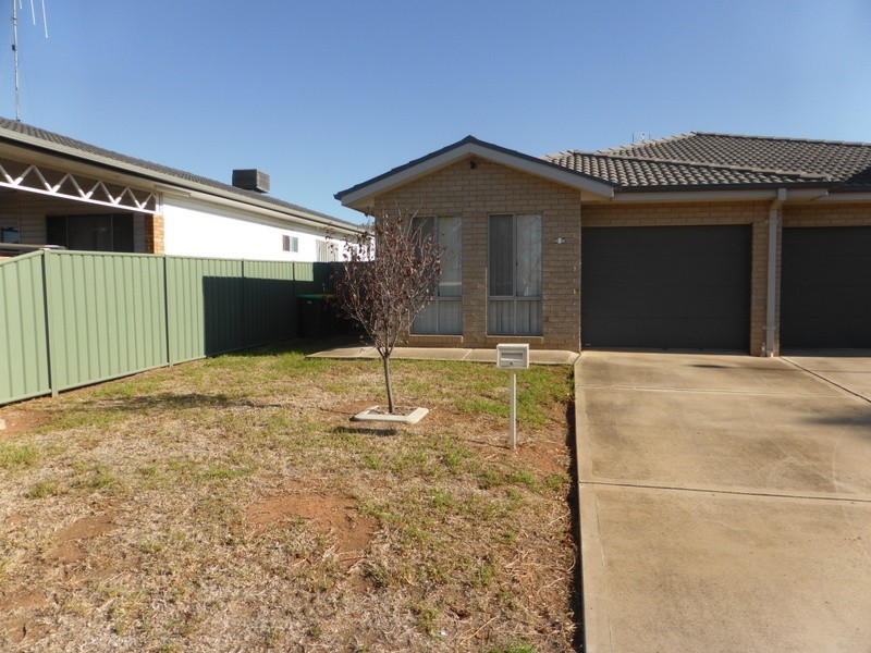 82B Close Street, Parkes NSW 2870