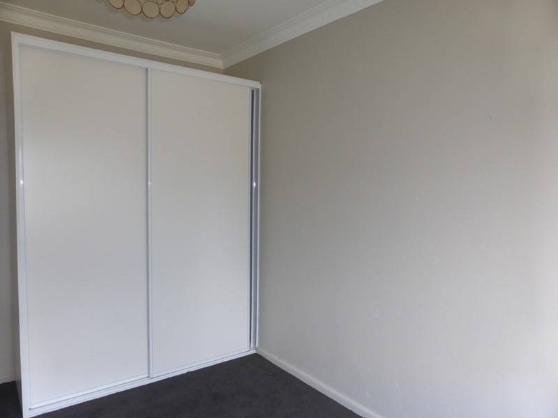13 Brolgan Road, Parkes NSW 2870