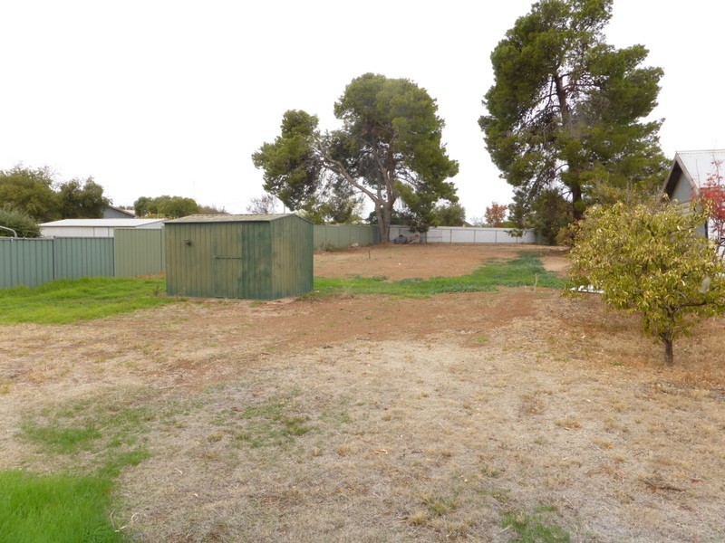13 Brolgan Road, Parkes NSW 2870