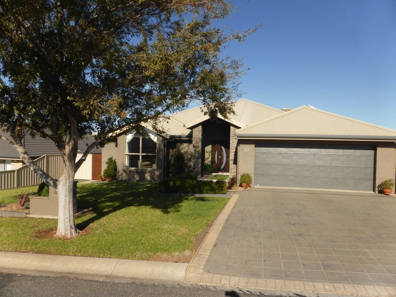 22 Rosewood Avenue, Parkes NSW 2870