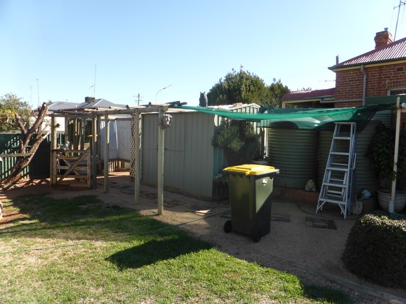 43 Bushman Street, Parkes NSW 2870