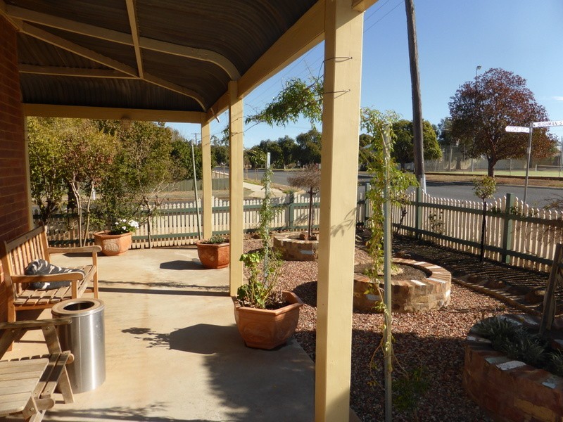 43 Bushman Street, Parkes NSW 2870