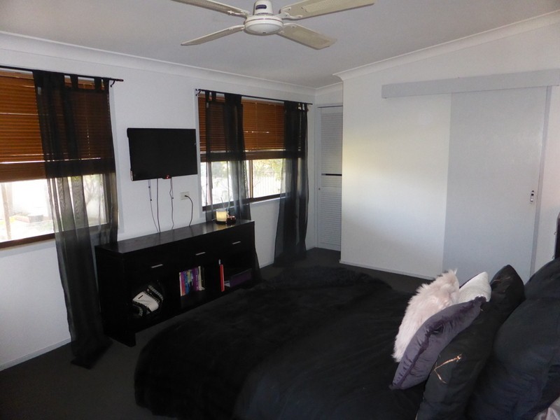 6 Paterson Street, Parkes NSW 2870