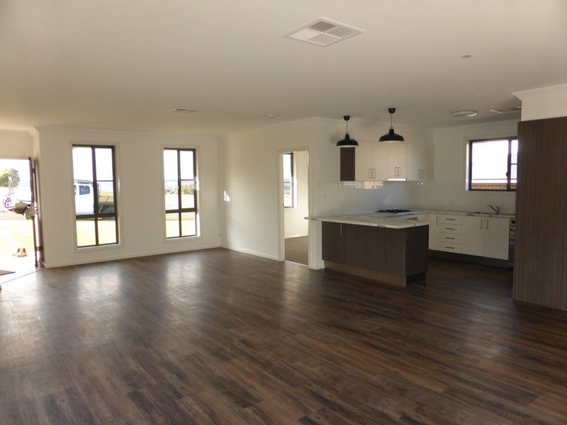 9 Hydrangea Avenue, Parkes NSW 2870