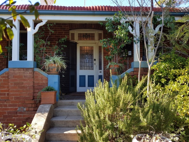 15 Hill Street, Parkes NSW 2870