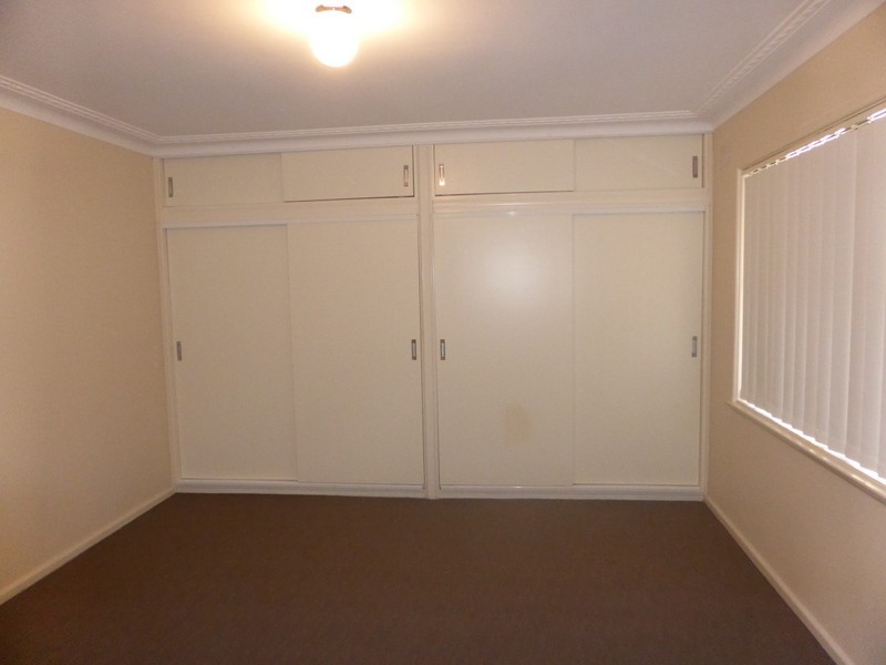 28 Carrington Street, Parkes NSW 2870