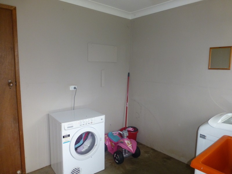 30 Barton Street, Parkes NSW 2870