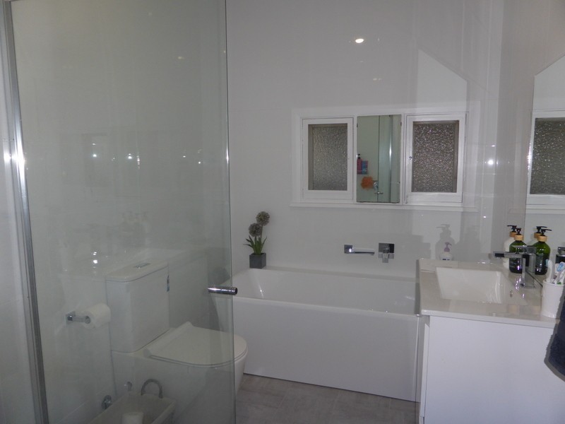 3 Captain Wilson Avenue, Parkes NSW 2870