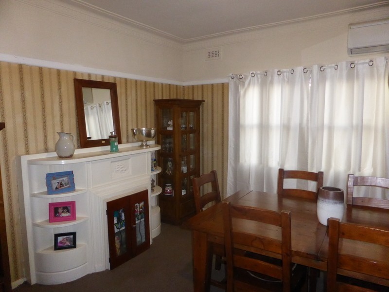 3 Captain Wilson Avenue, Parkes NSW 2870
