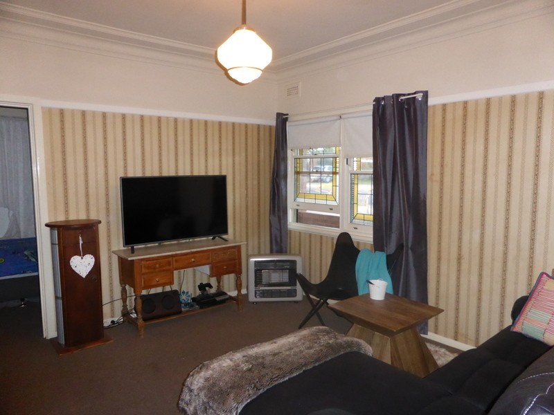 3 Captain Wilson Avenue, Parkes NSW 2870