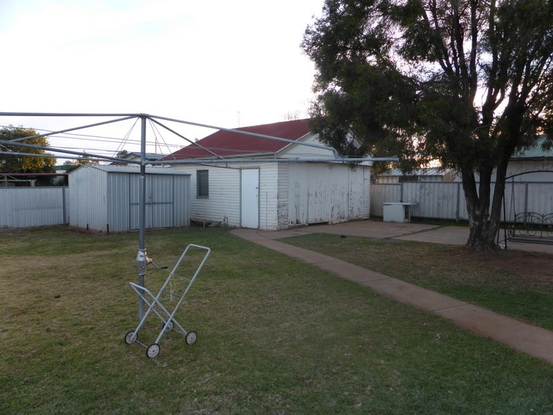 3 Captain Wilson Avenue, Parkes NSW 2870