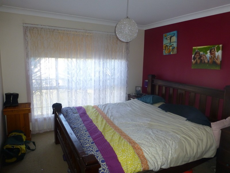 8 Ebelina Crescent, Parkes NSW 2870