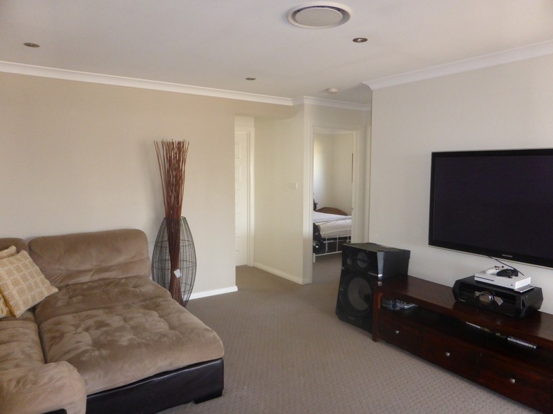 27 Alder Avenue, Parkes NSW 2870