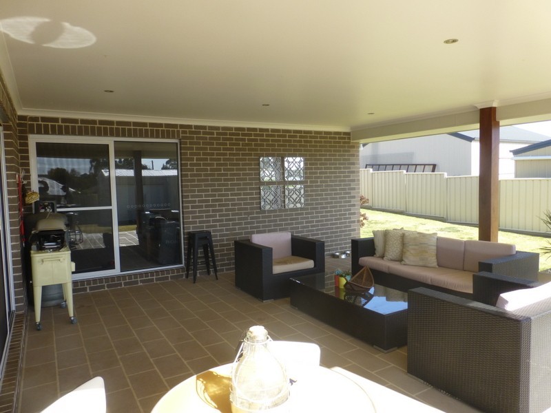 27 Alder Avenue, Parkes NSW 2870