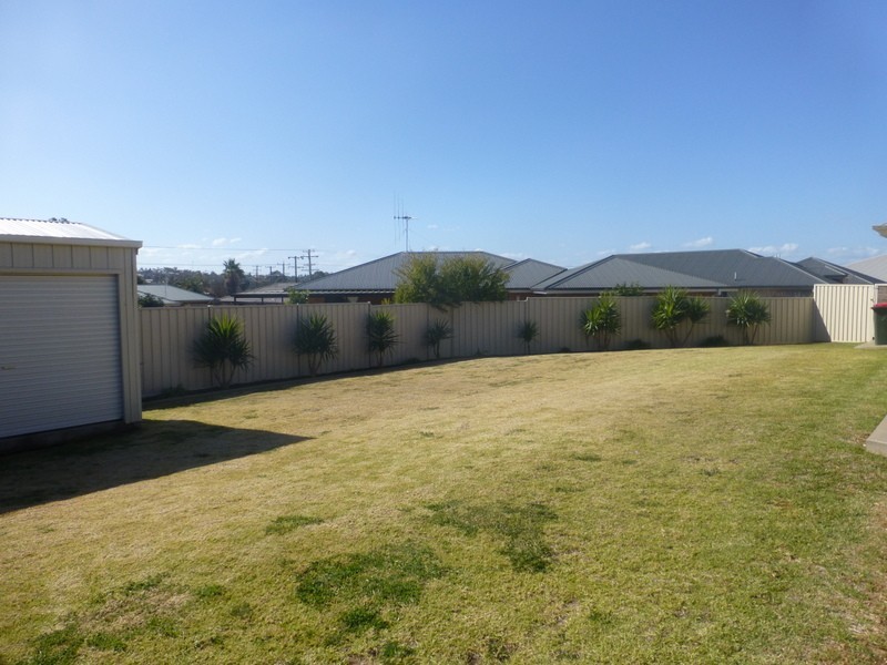 27 Alder Avenue, Parkes NSW 2870