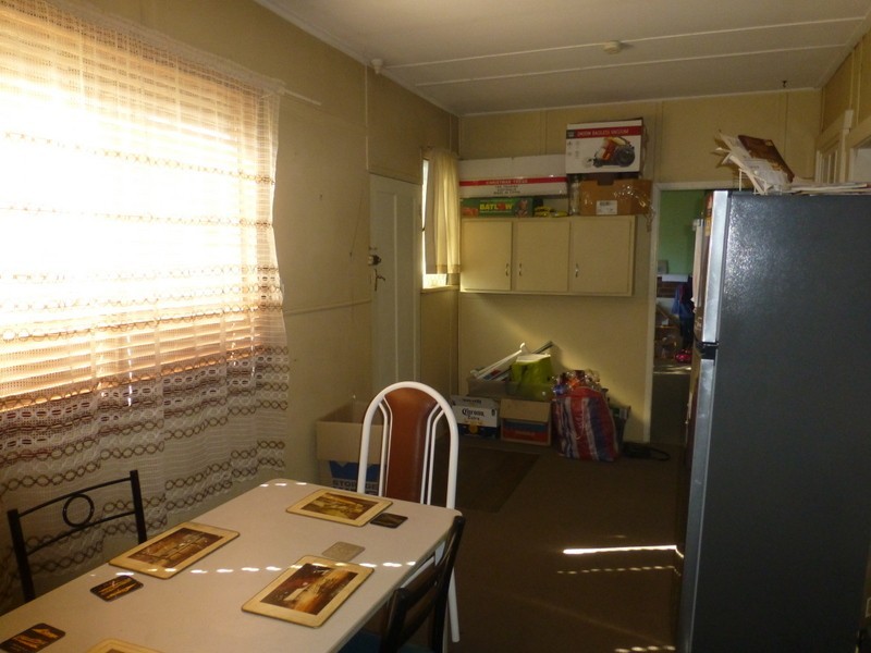 2 Elizabeth Street, Parkes NSW 2870