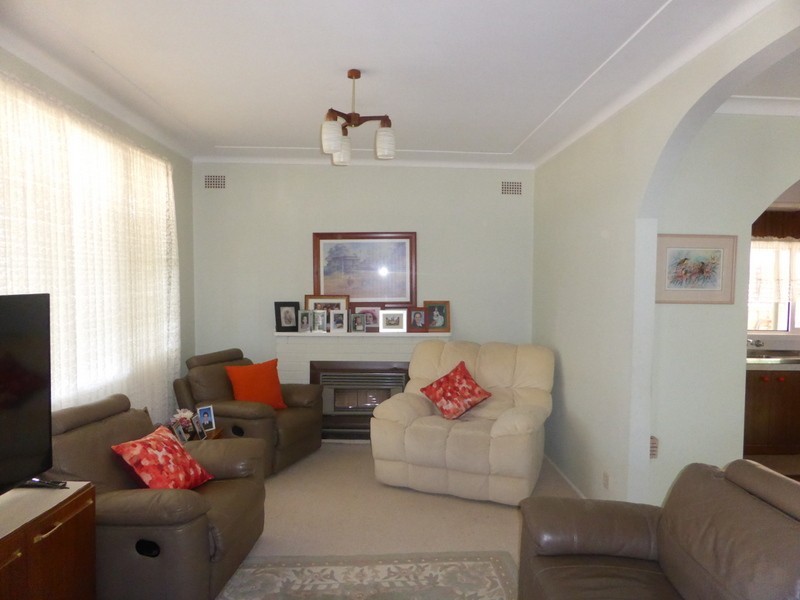 122-124 Victoria Street, Parkes NSW 2870