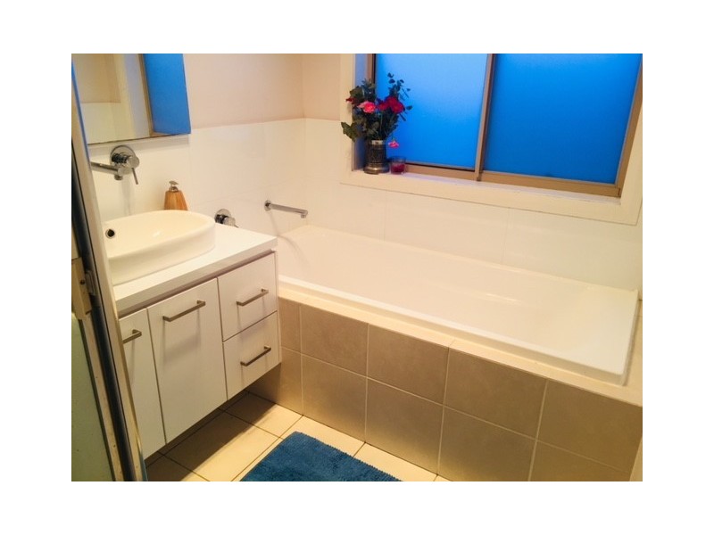 10 Vaucluse Place, Parkes NSW 2870