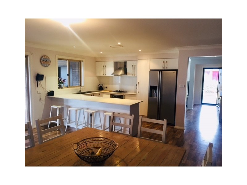 10 Vaucluse Place, Parkes NSW 2870