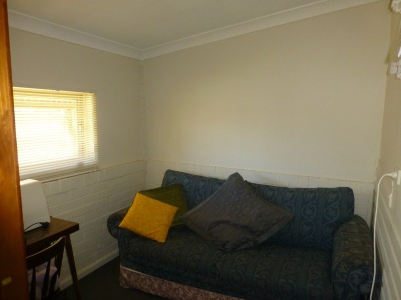 77 Hill Street, Parkes NSW 2870