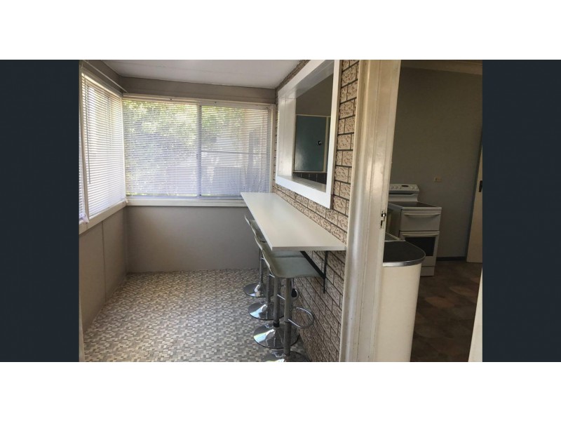 1 Howard Street, Parkes NSW 2870