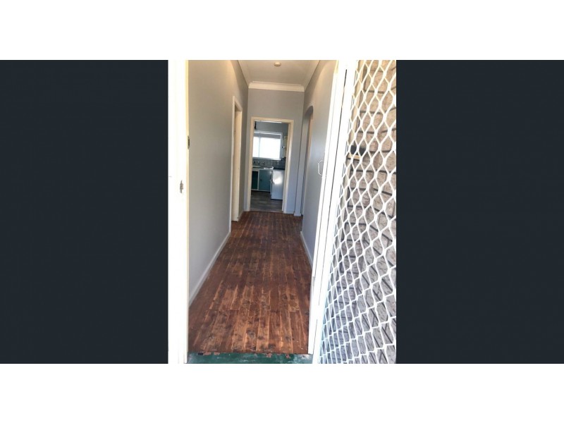 1 Howard Street, Parkes NSW 2870