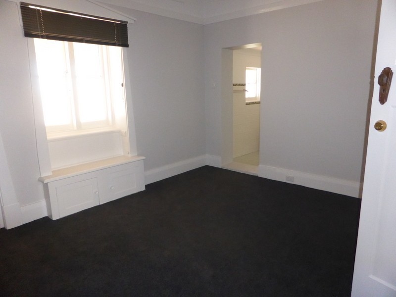 1 Keast Street, Parkes NSW 2870