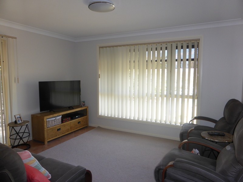 14 Glenburnie Close, Parkes NSW 2870
