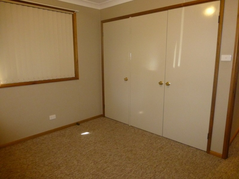 6 Koala Street, Parkes NSW 2870