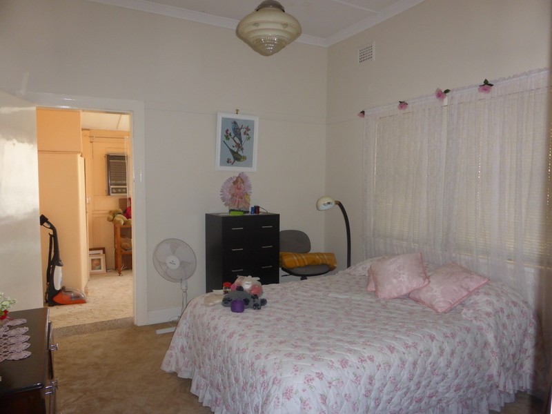67 Dalton Street, Parkes NSW 2870