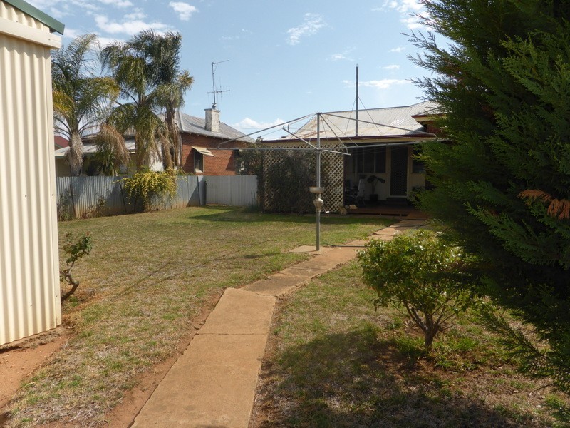 67 Dalton Street, Parkes NSW 2870