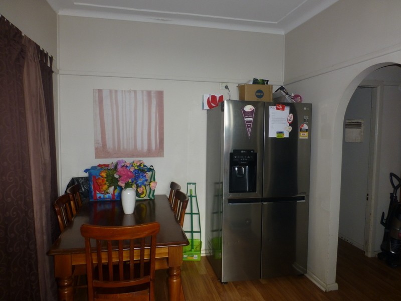 6 Gallop Avenue, Parkes NSW 2870