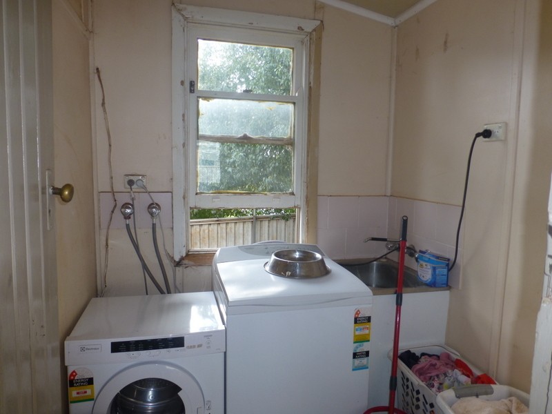 6 Gallop Avenue, Parkes NSW 2870