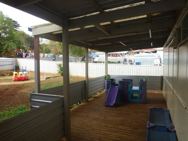 6 Gallop Avenue, Parkes NSW 2870