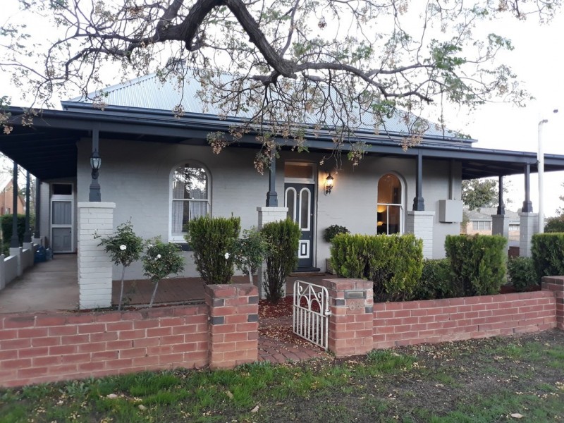 67 Church Street, Parkes NSW 2870