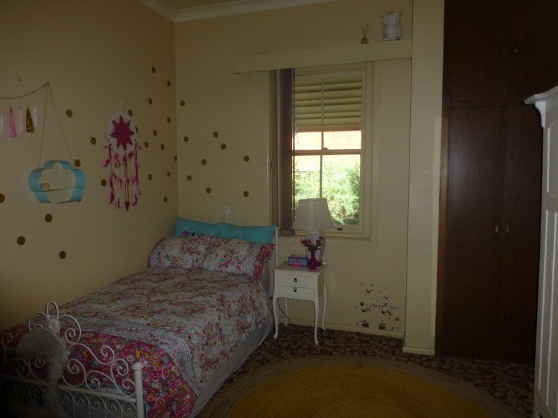 14 Oswin Street, Parkes NSW 2870