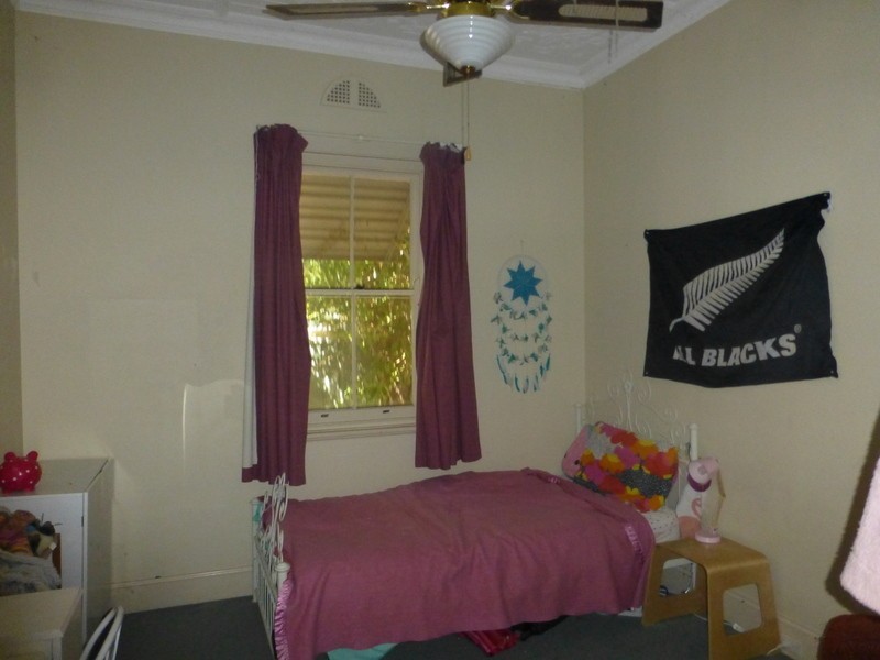 14 Oswin Street, Parkes NSW 2870