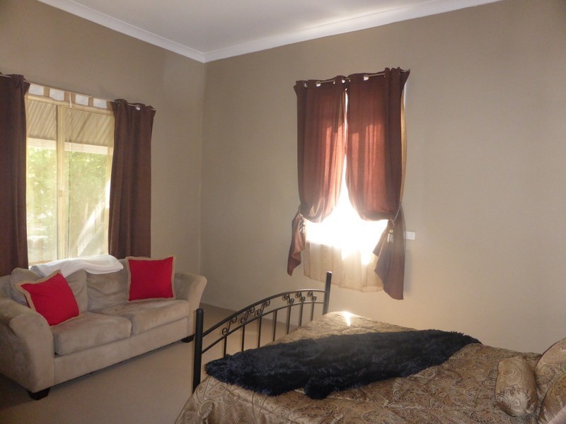 96 Clarinda Street, Parkes NSW 2870