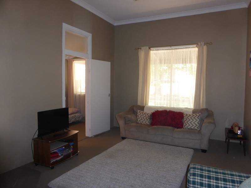 96 Clarinda Street, Parkes NSW 2870