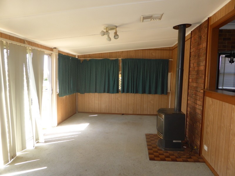 3 Dalley Street, Parkes NSW 2870