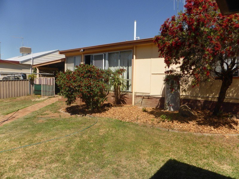 3 Dalley Street, Parkes NSW 2870