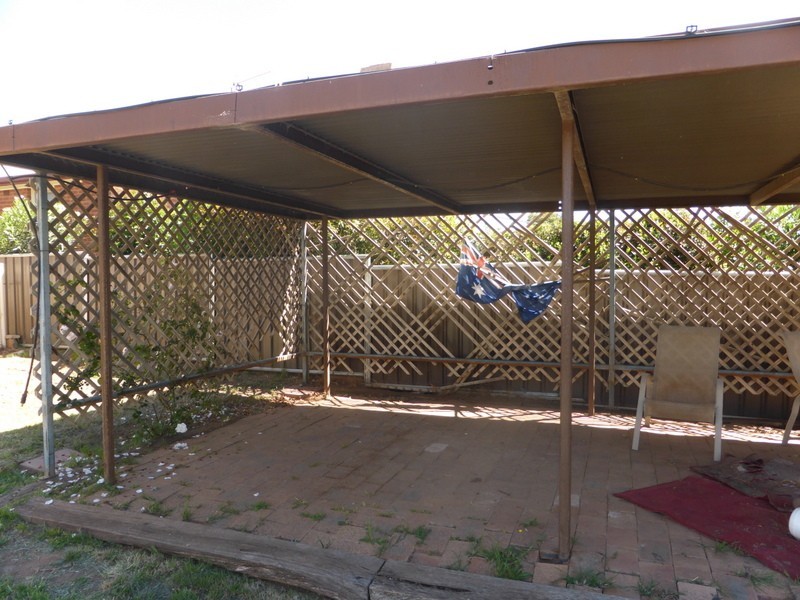 3 Dalley Street, Parkes NSW 2870