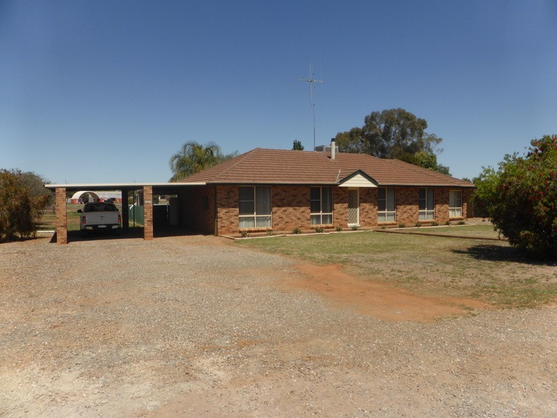 189-197 Condobolin Road, Parkes NSW 2870
